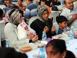 Yavuztürk'de iftar vaktine büyük ilgi