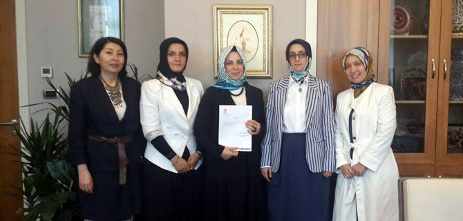 AK Parti Üsküdar İlçe Kadın Kolları'na Neslihan Aydın atandı
