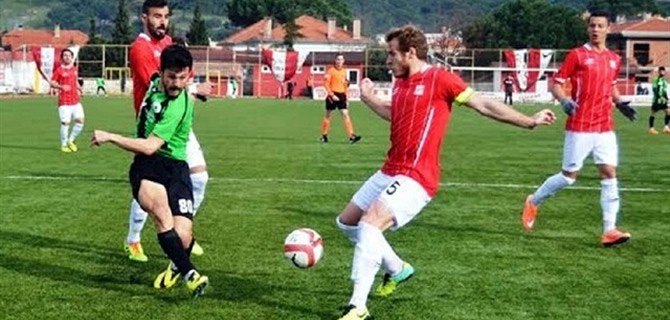 Anadolu Üsküdar Şampiyonluk yolunda mücadelesini sürdürdü