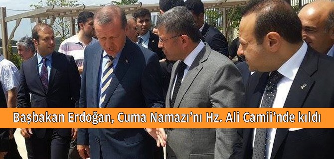 Başbakan Erdoğan Cuma Namazını Üsküdar'da kıldı