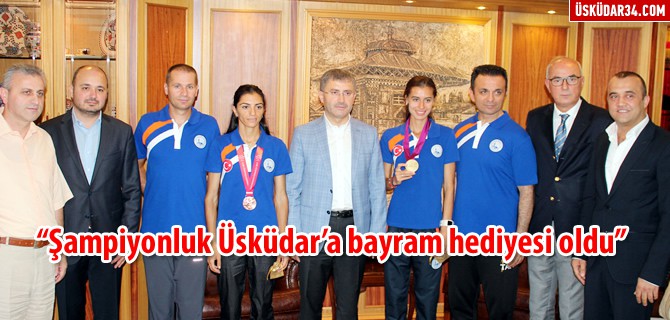 Başkan Türkmen'den şampiyonlara birer kese altın