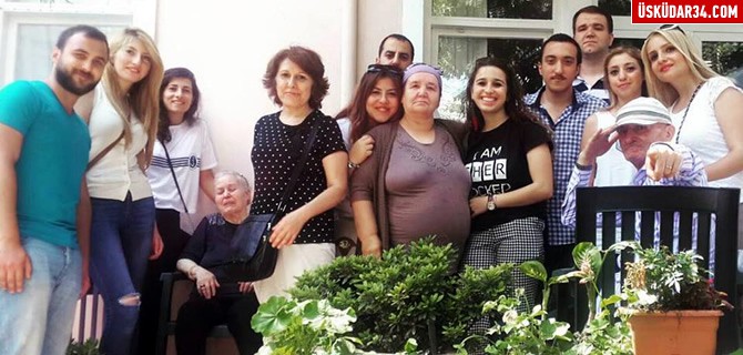CHP Üsküdar Gençlik Örgütü'neden Huzurevi ziyareti