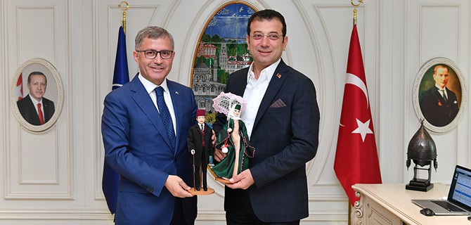 İBB. Başkanı Ekrem İmamoğlu, Üsküdar Belediyesi'ni ziyaret etti