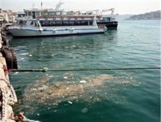 İstanbul Boğazı'nı Kirleten Gemilere Ceza