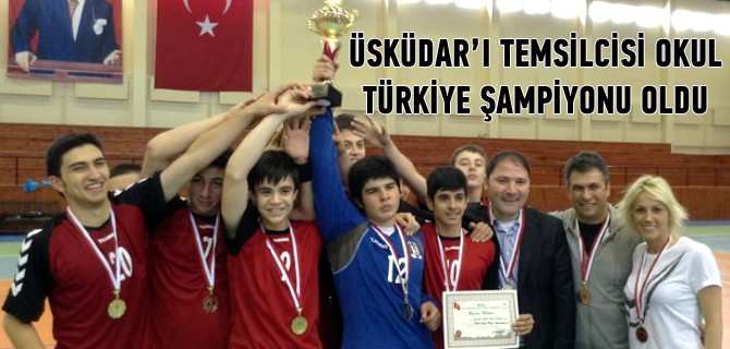 Nursen Fuat Özdayı Ortaokulu Yıldız Erkekler Hentbol Takımı Türkiye Şampiyonu